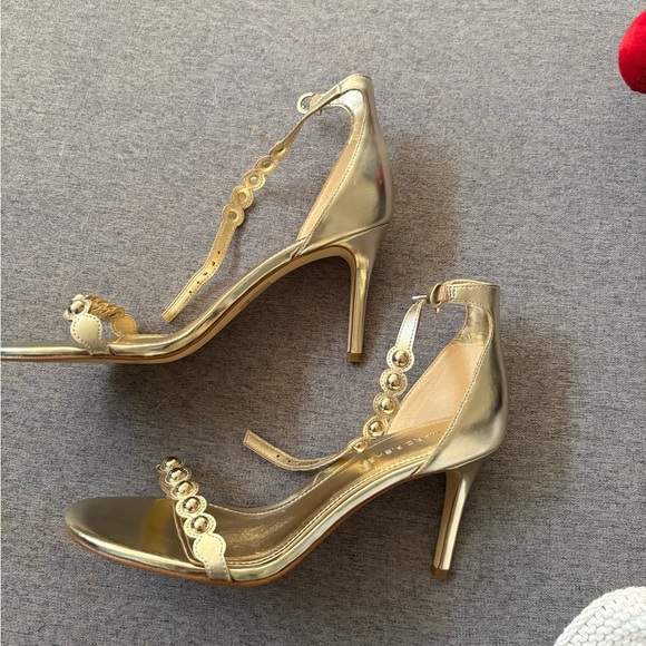 Marc Fisher LTD Karima Ankle Strap Sandal Gold Size 8 - Picture 7 of 8